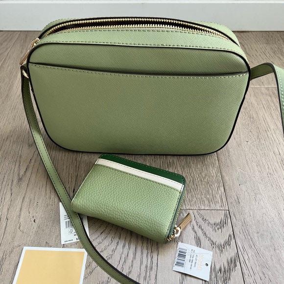 Michael Kors Crossbody bag and card case - Picture 4 of 4